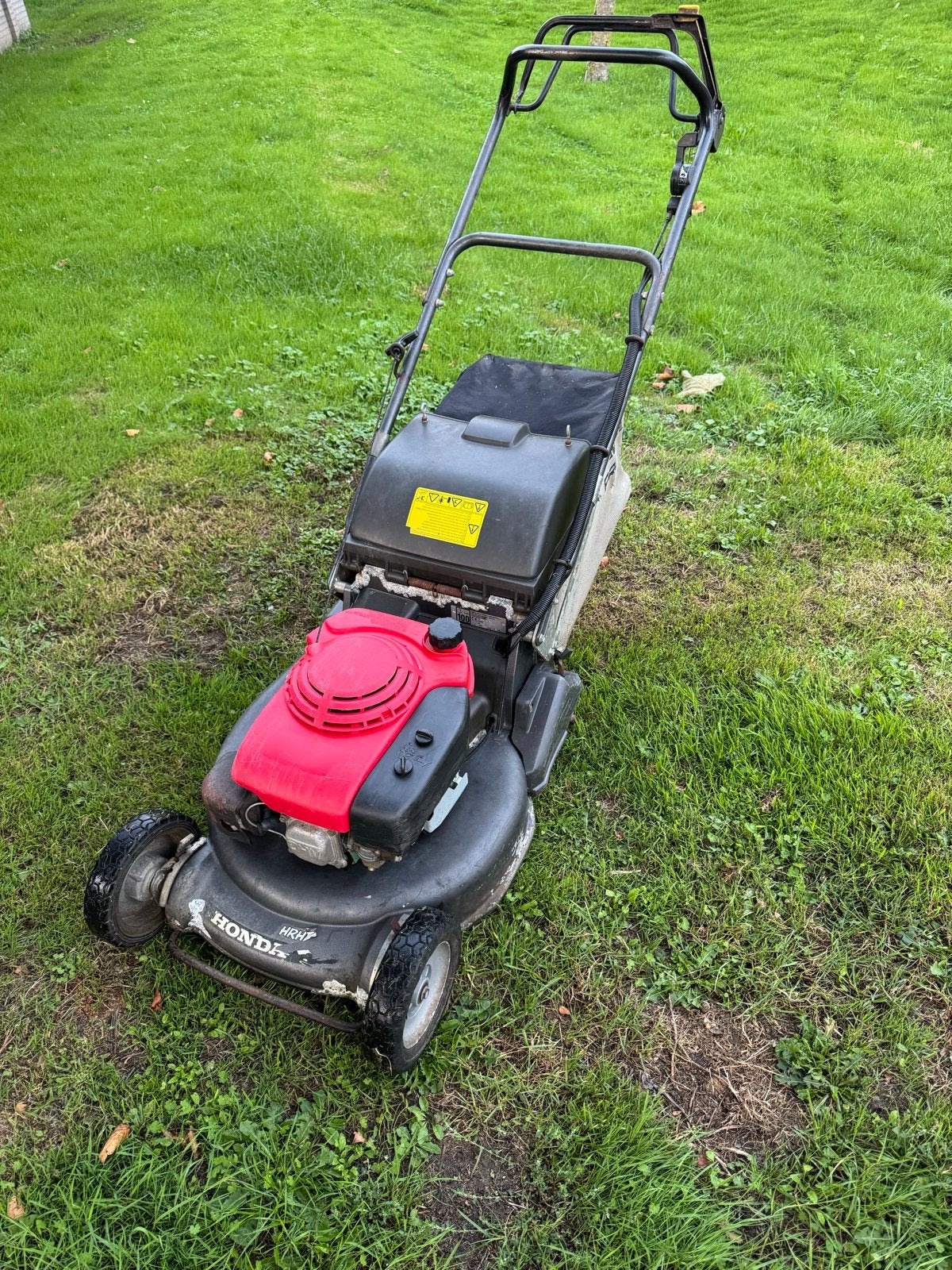 Honda PRO loopmaaier - Krachtige benzine grasmaaier, Ophalen, Cirkelmaaier, Gebruikt, 50 cm of meer