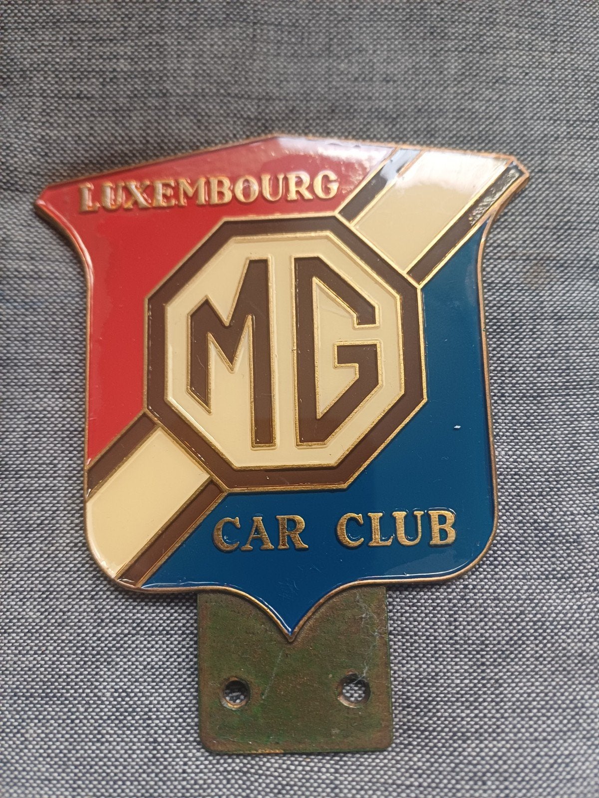MG Car Club Luxemburg Embleem, Ophalen of Verzenden, Gebruikt