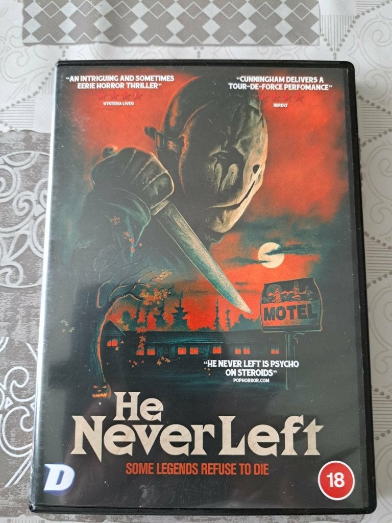 he never left  ( colin cunningham ), Alle leeftijden, Ophalen of Verzenden, Zo goed als nieuw, Actiethriller