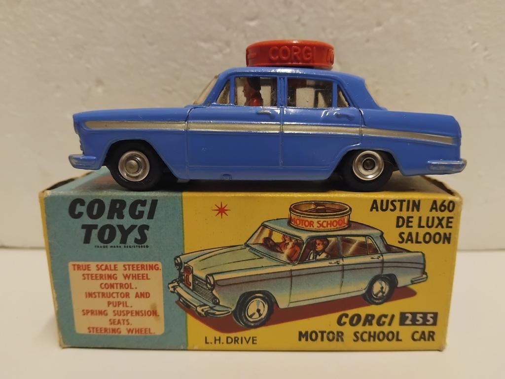 Vintage Corgi #255 Austin A60 De Luxe Saloon leswagen, Ophalen of Verzenden, Gebruikt, Auto, Corgi