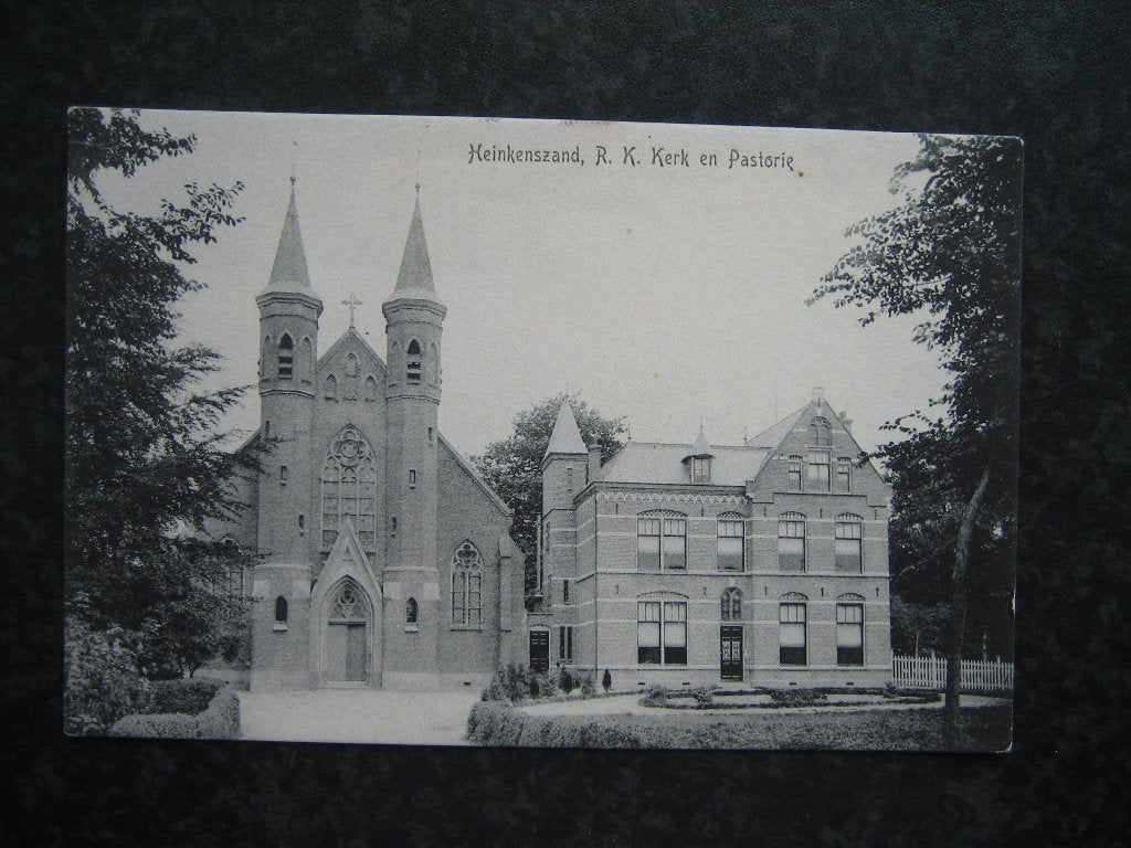 HEINKENSZAND  r.k. kerk en pastorie, Verzamelen, Ophalen of Verzenden, 1920 tot 1940, Zeeland