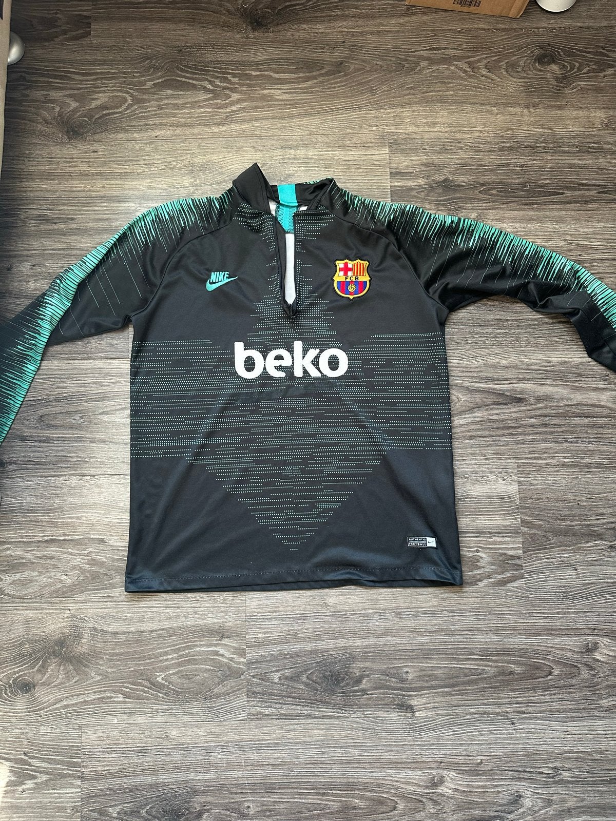 Originele voetbal kleding - Diverse clubs en maten, Kleding | Dames, Sportkleding, Ophalen, Meerkleurig, Gedragen, Maat 42/44 (L)