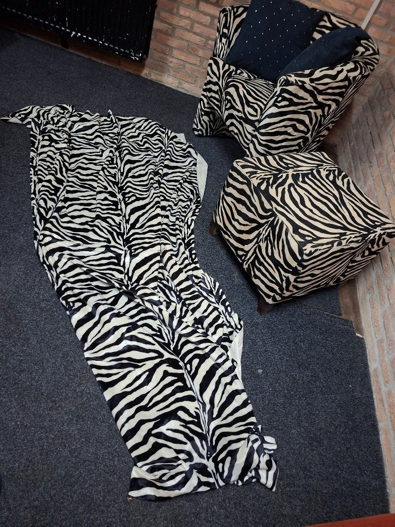 Zebra stoel en hocker, Ophalen, Gebruikt, Zebramotief, 75 tot 100 cm