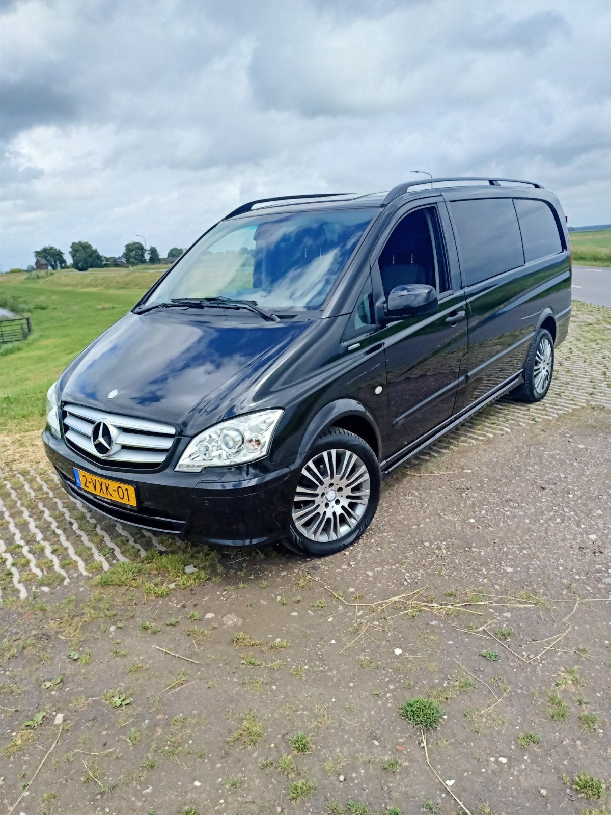 Vito 3.0 V6 Automaat Ambiance dubb cab 2012 izgst, Achteruitrijcamera, Diesel, Grijs, Particulier