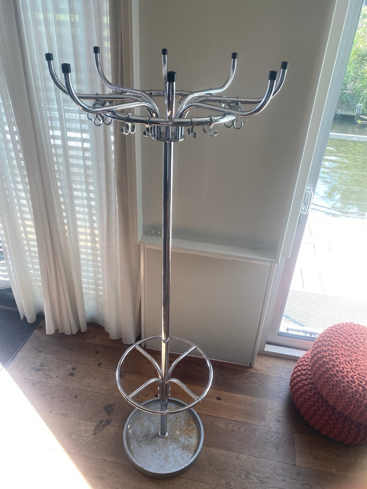 Vintage design kapstok chroom | Met parapluring, Huis en Inrichting, Ophalen, Gebruikt, Metaal, Staande kapstok