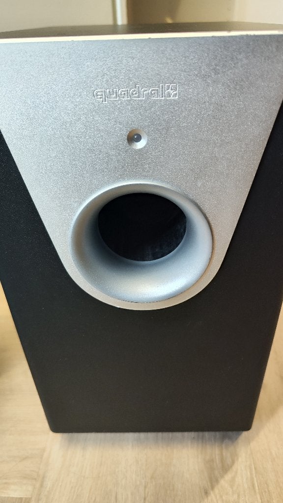 Active Subwoofer 60/100 Watt 30 tot 150 Hz, Audio, Tv en Foto, AUX-ingang, Subwoofer, Zo goed als nieuw, 60 tot 120 watt