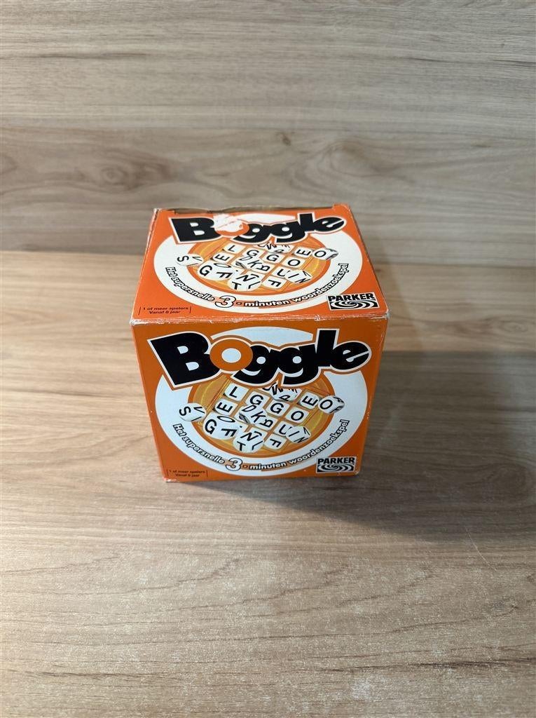 Boggle - s6408, Hobby en Vrije tijd, Gezelschapsspellen | Bordspellen, Verzenden, Zo goed als nieuw