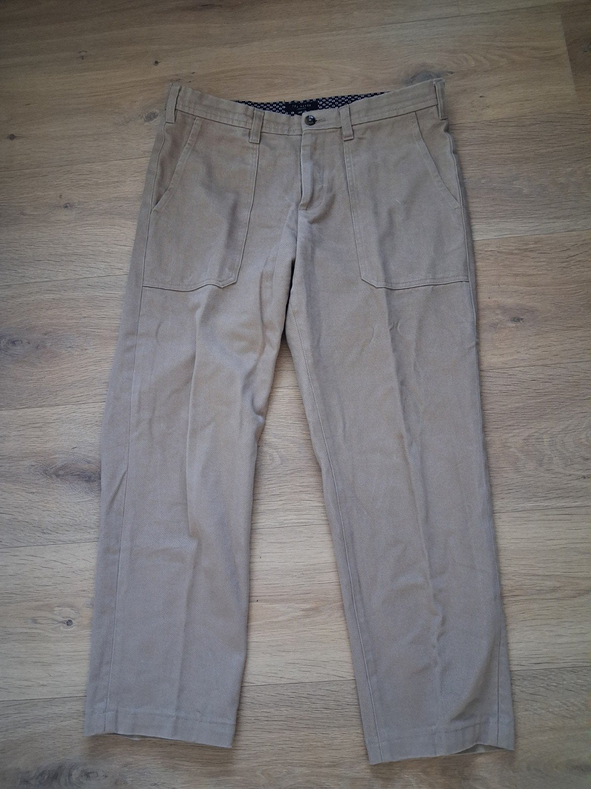 Ted Baker Beige Broek Maat 32R - Comfort & Stijl, Kleding | Heren, Ted Baker, Beige, Overige maten, Ophalen of Verzenden