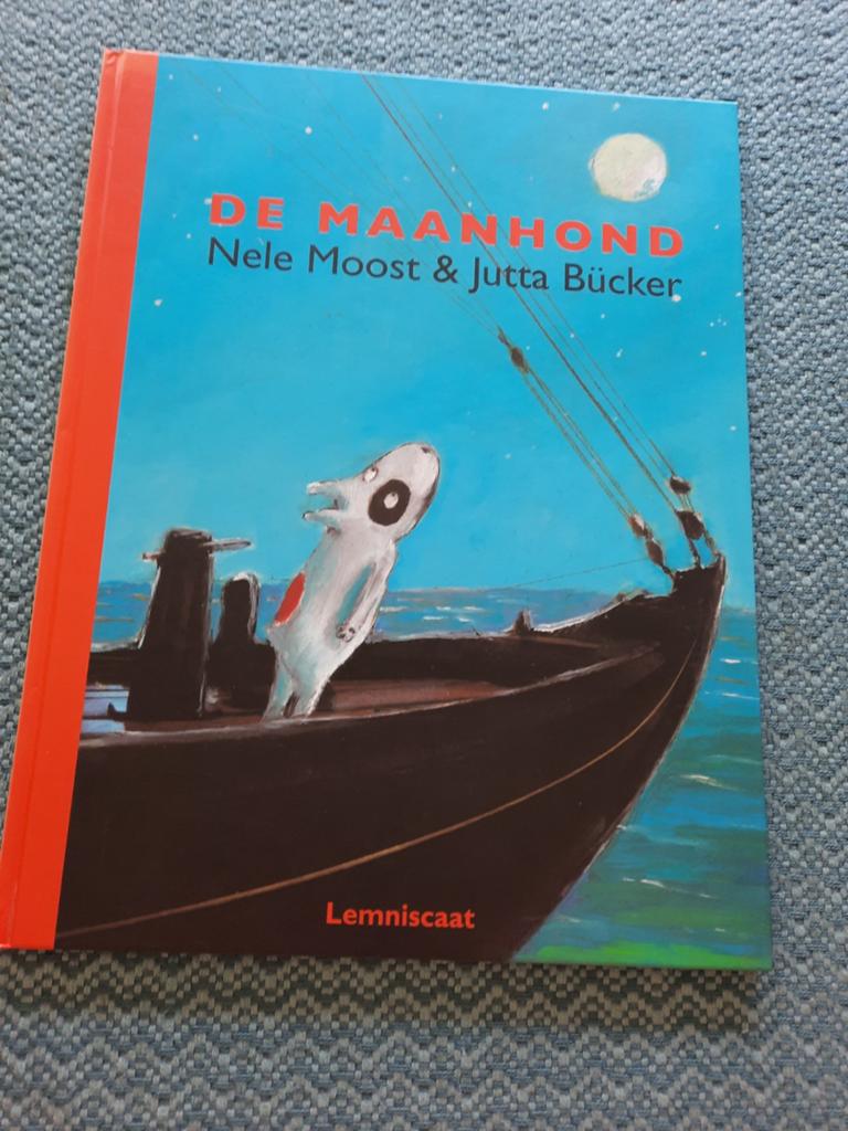 De Maanhond - Hardcover in nieuwstaat, Fictie algemeen, Nele Moost & Jutta Bücker, Jongen of Meisje, Ophalen of Verzenden