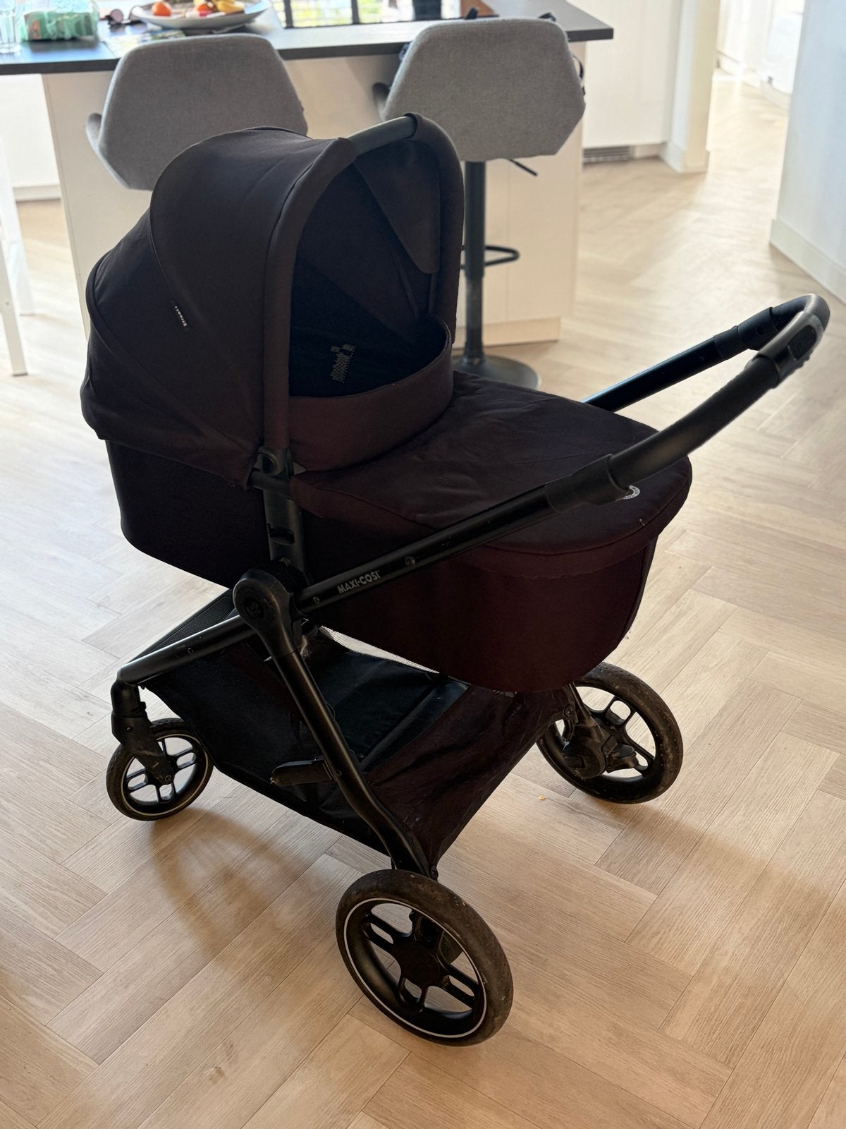 Maxi-Cosi Street plus Kinderwagen met Reiswieg  - Zwart, Kinderen en Baby's, Ophalen, Gebruikt, Combiwagen, Met reiswieg