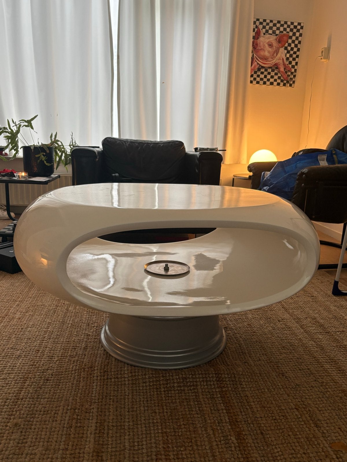 Unieke Witte Salontafel met Ovaal Design, Huis en Inrichting, Tafels | Salontafels, Ophalen, 50 – 75, Kunststof, Gebruikt