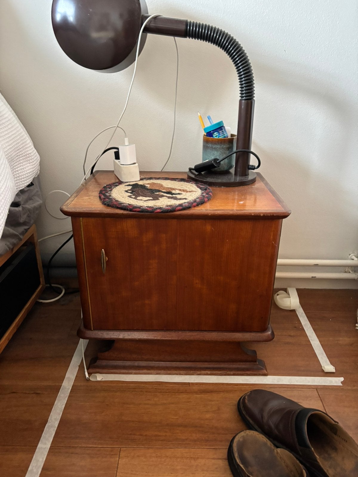 Set van 2 Vintage Nachtkastjes Art Deco / Mid-Century Stijl, Ophalen, Zo goed als nieuw, Minder dan 45 cm, Minder dan 55 cm