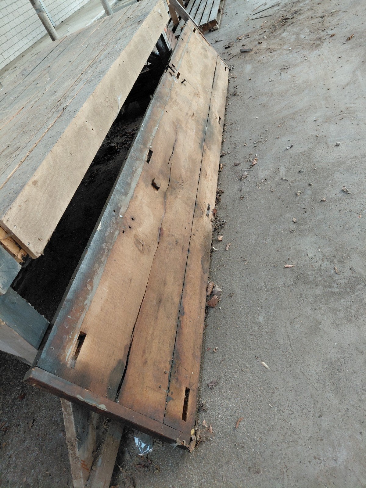 oud eiken werkblad tafelblad 3550x610x45mm dik, Tuin en Terras, Ophalen, Gebruikt, 250 cm of meer, Palen