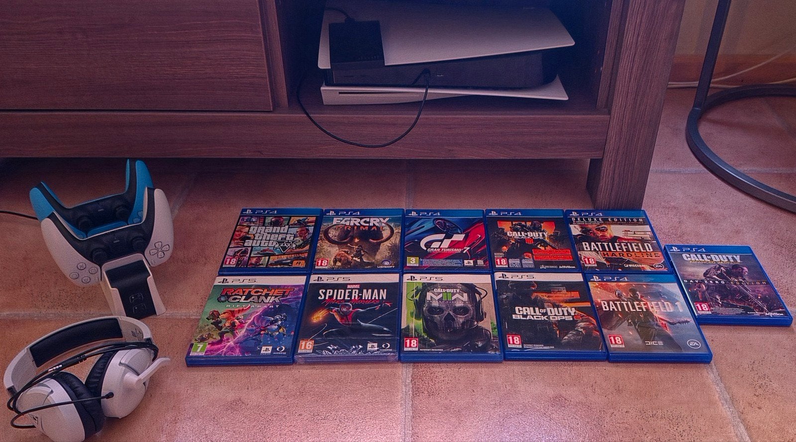 PS 5 Disc, 1TB extra opslag, 11 games en accessoires, Ophalen, Zo goed als nieuw, Playstation 5