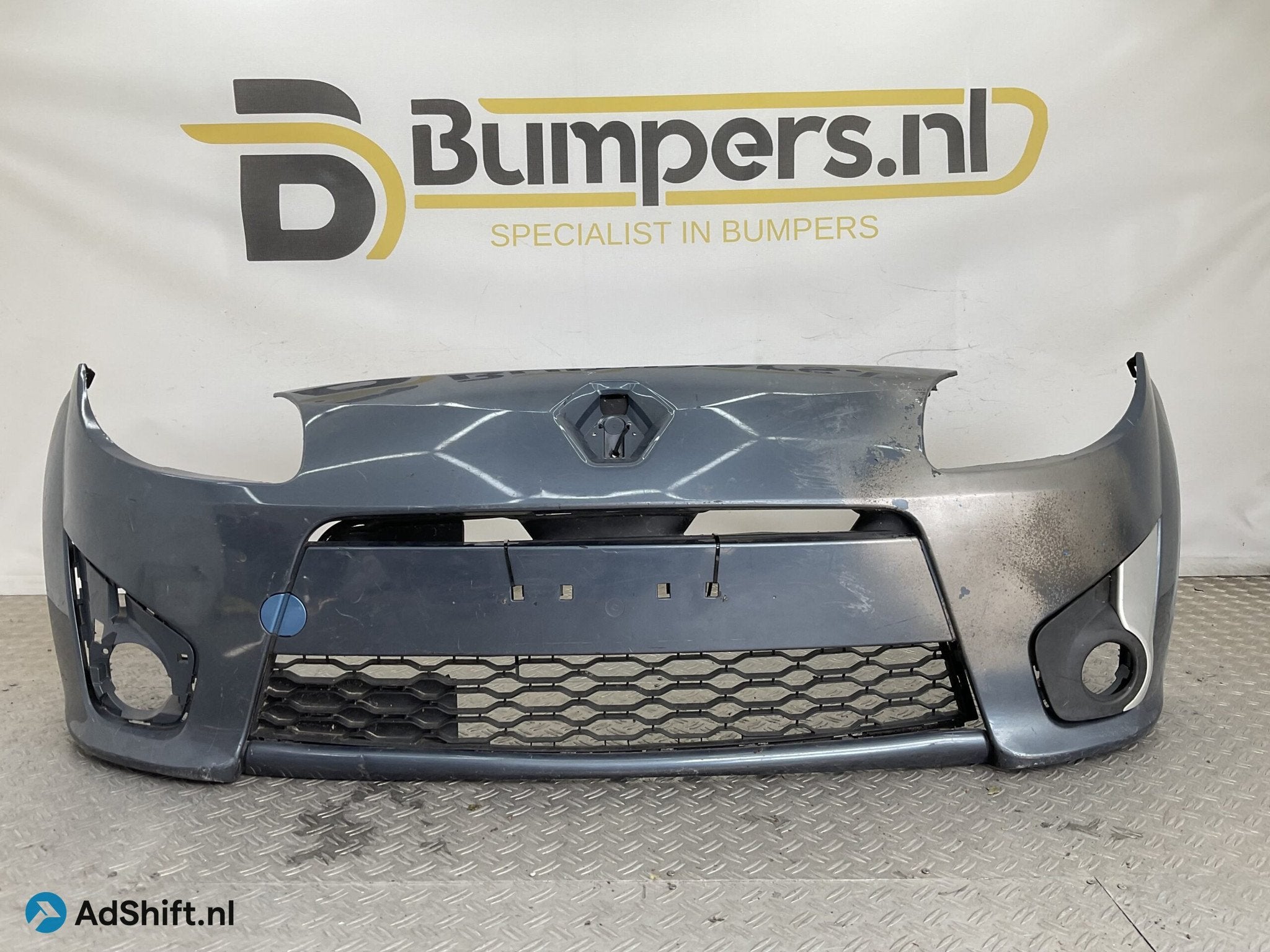 Bumper Renault Twingo 2 GT 7-14 8200867585 VOORBUMPER F8-223, Auto-onderdelen, Carrosserie en Plaatwerk, Bumper