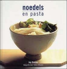 Noedels en pasta van Joy Davies, Ophalen of Verzenden, Zo goed als nieuw, Overige gebieden, Hoofdgerechten