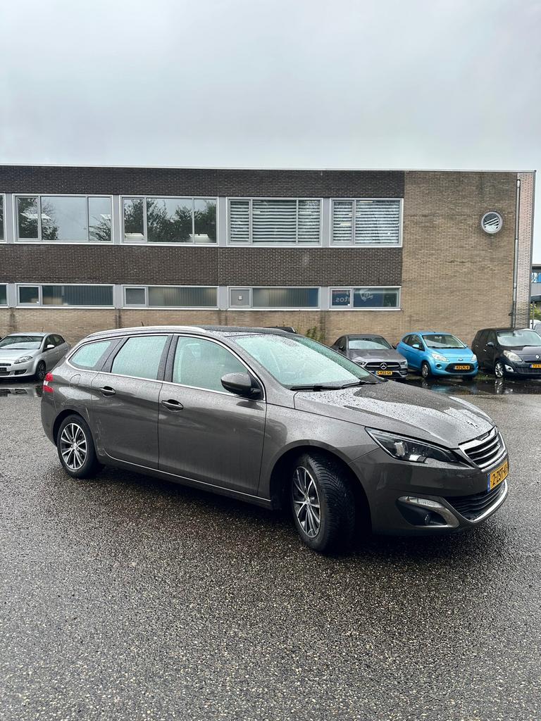 Peugeot 308 1.2 E-thp 130pk 2015 Grijs, Auto's, Peugeot, Airconditioning, Bluetooth, Boordcomputer, Centrale vergrendeling, Cruise Control