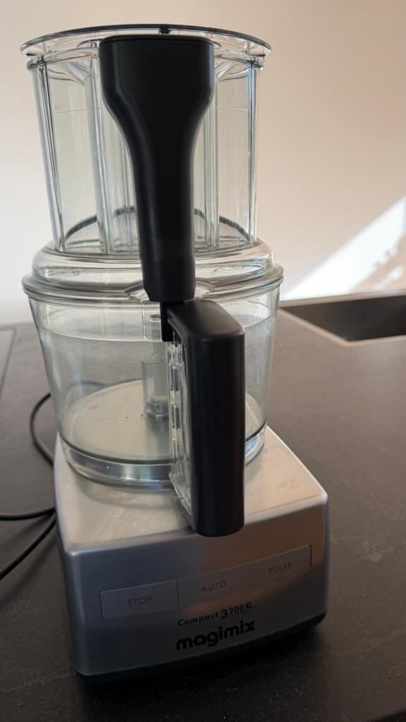 Magimix Compact 3200 XL, Ophalen, 3 snelheden of meer, Zo goed als nieuw, 2 tot 3 liter