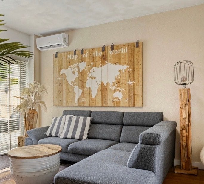 Robuust drieluik wereldkaart - Map of the World, Huis en Inrichting, Ophalen, Industrieel, Hout, Zo goed als nieuw