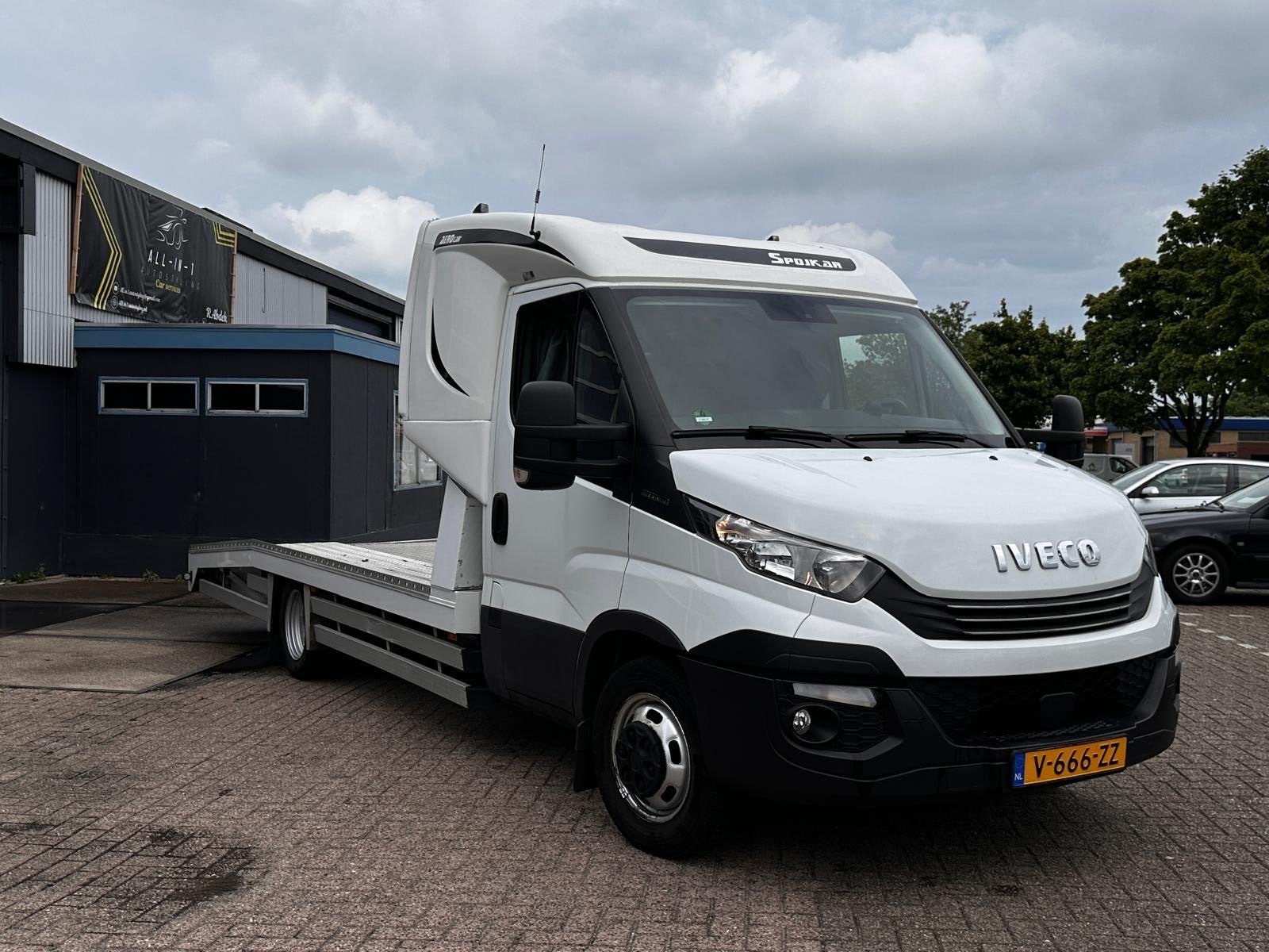 Iveco Daily oprijwagen met aanhanger, Automaat, 4 cilinders, Iveco, 179 pk