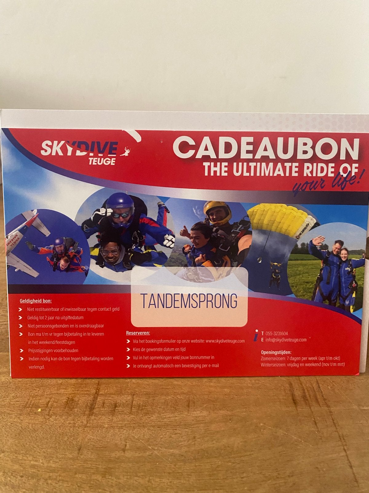 Tandem parachutesprong cadeaubon, Tickets en Kaartjes, Eén persoon, Cadeaubon, Overige typen