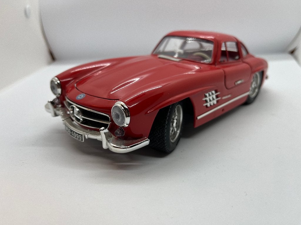 Bburago Mercedes 300SL 1/18, Ophalen of Verzenden, Zo goed als nieuw, Auto, Bburago