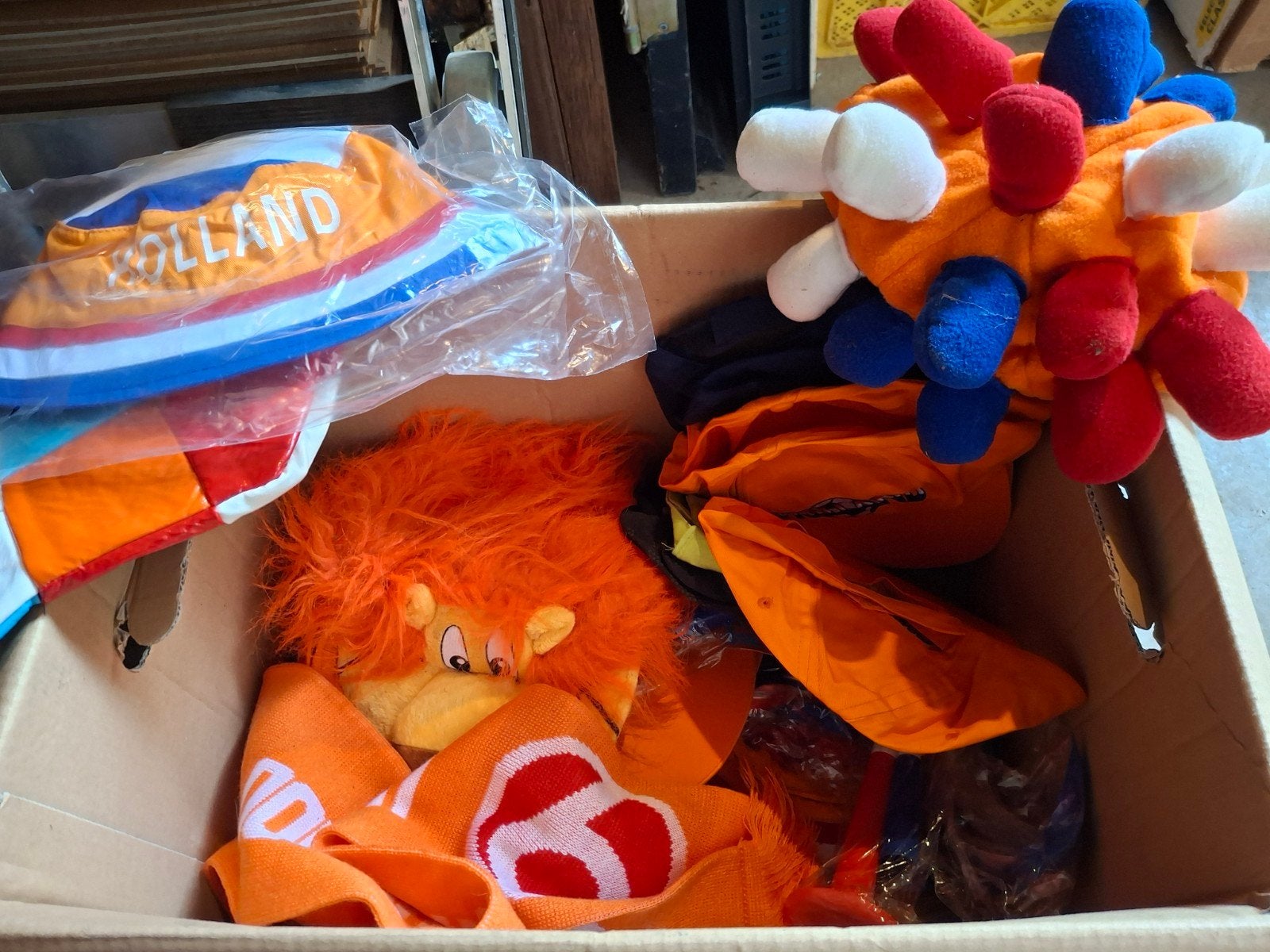 Oranje Fanpakket: Hoeden, Petten & Sjaals, Ophalen of Verzenden, Nieuw