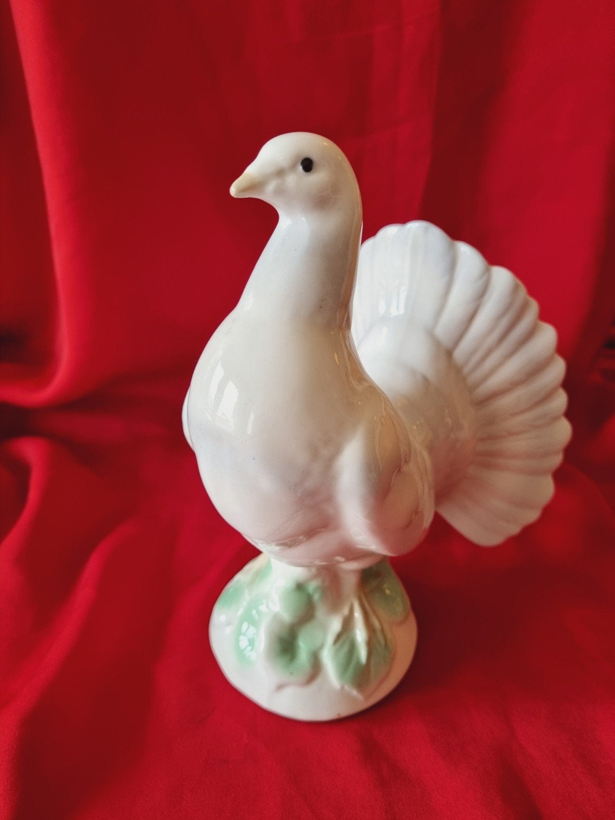 Porseleinen duif beeldje - Porcelanas M. Aubert Spanje, Ophalen of Verzenden, Zo goed als nieuw, Dier