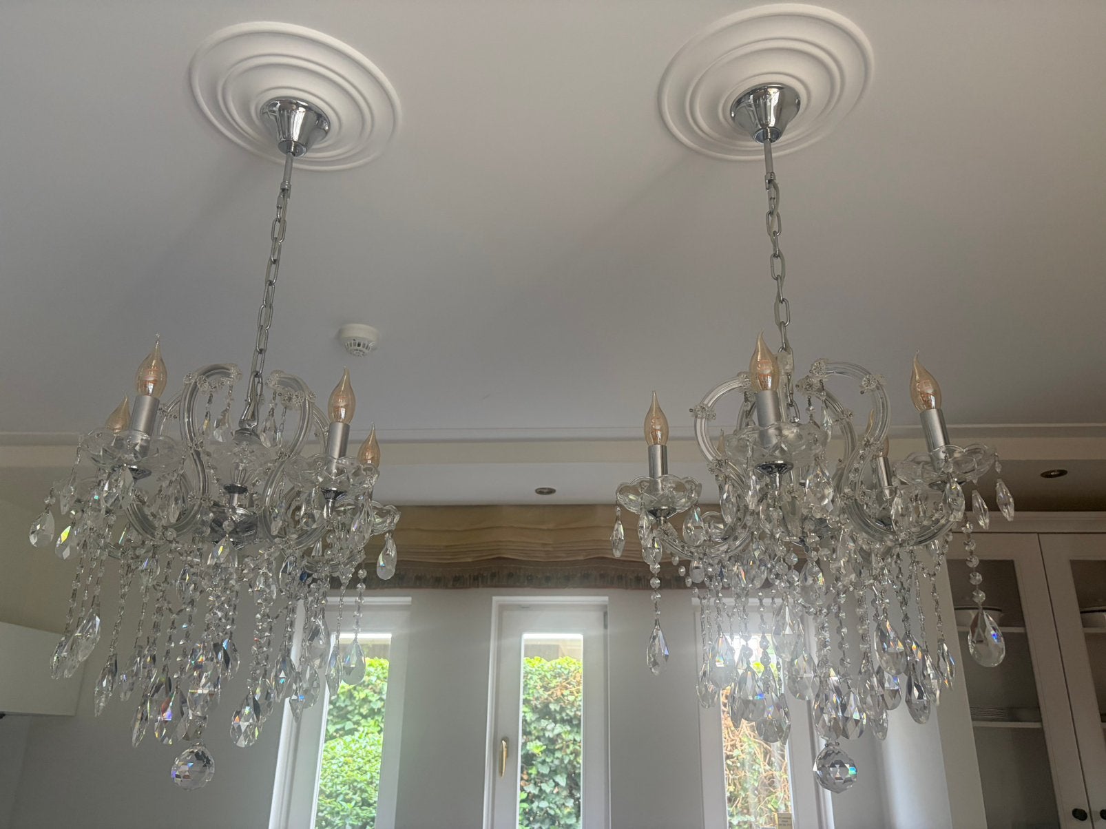: 2 echte Swarovski kristallen kroonluchters – 90% nieuw, Huis en Inrichting, Lampen | Kroonluchters, Ophalen, Zo goed als nieuw