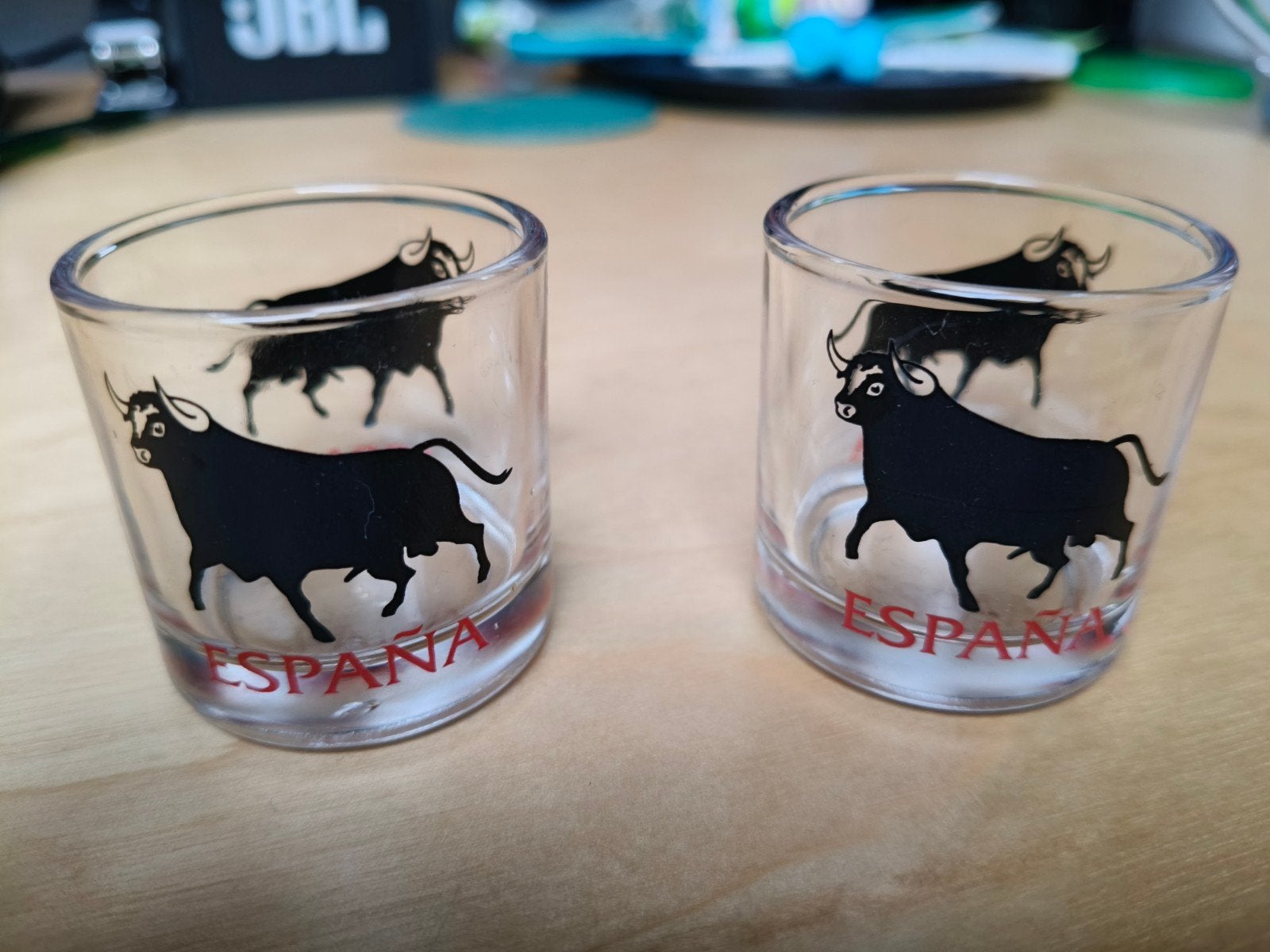 Set van 2 Spaanse shotglaasjes met stierenprint, Ophalen, Nieuw, Glas