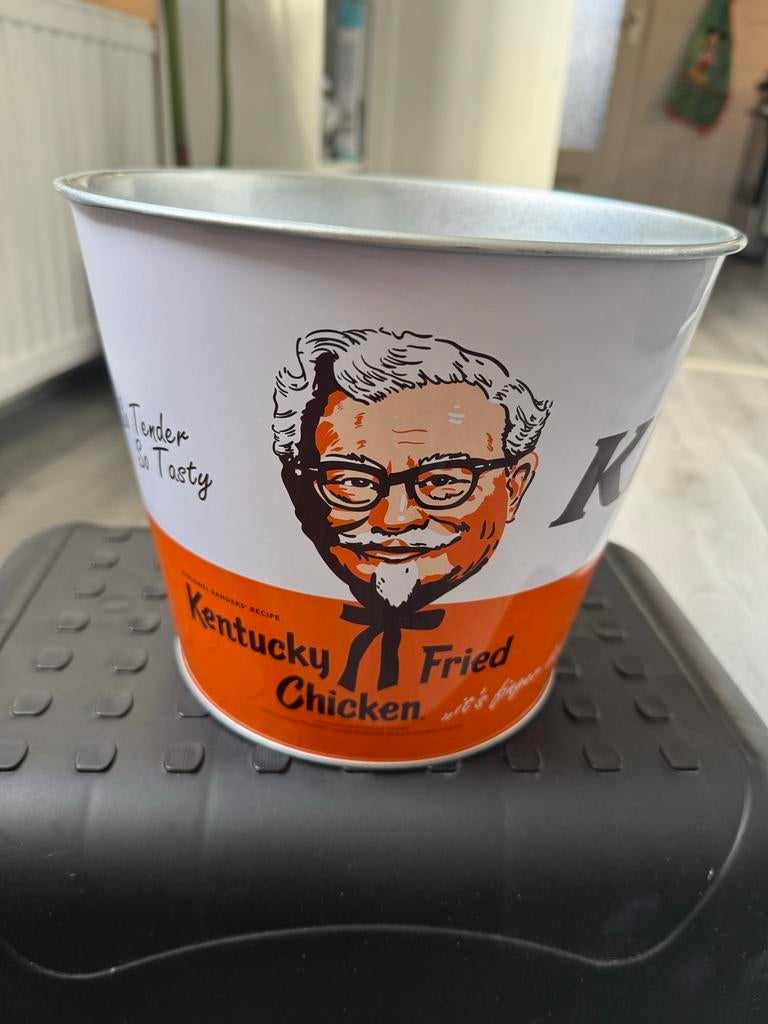 Originele KFC emmer – decoratief / verzamelobject, Ophalen, Gebruikt, Verpakking