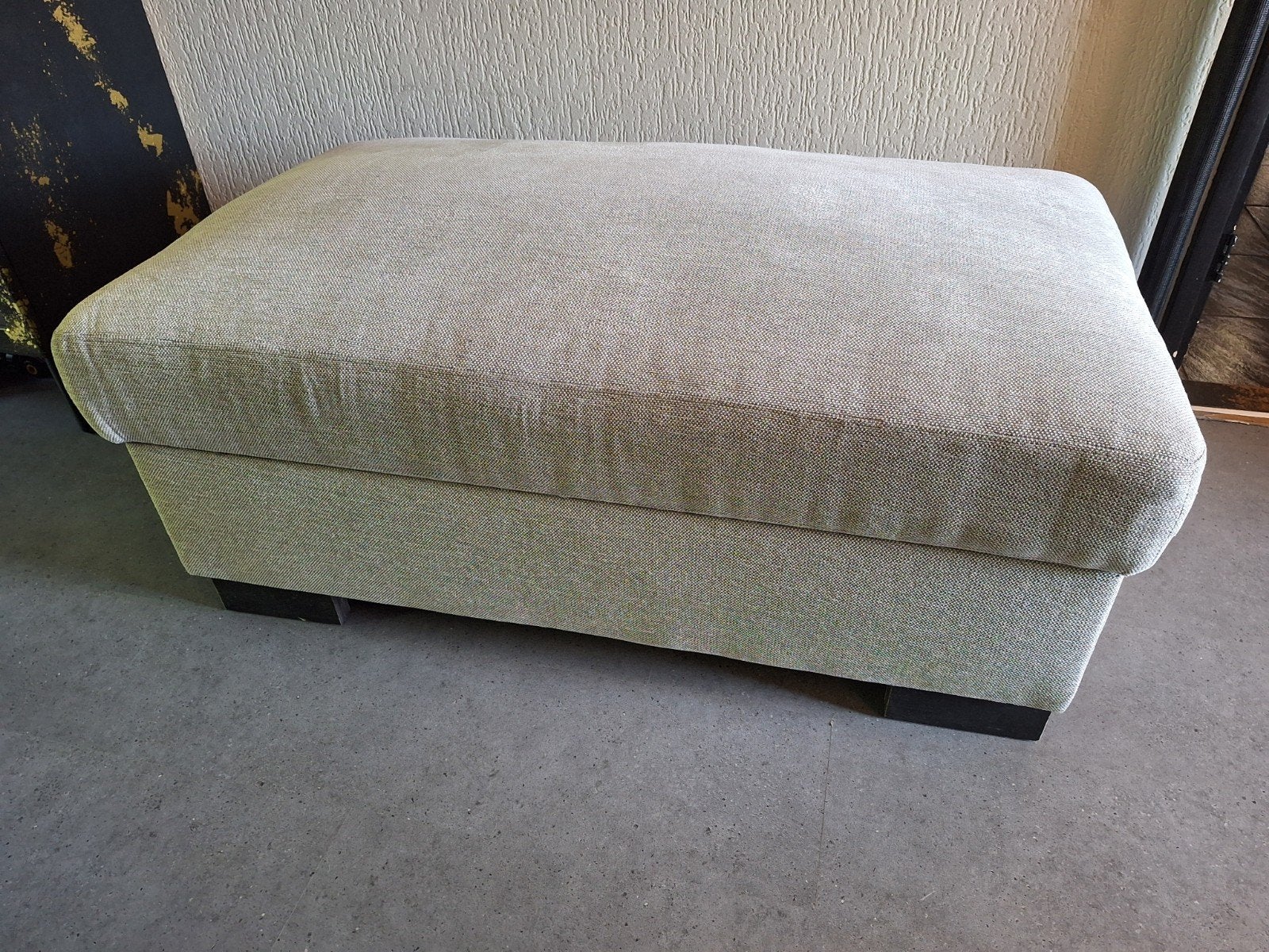 Design hocker, Ophalen, 100 tot 125 cm, Zo goed als nieuw, Stof