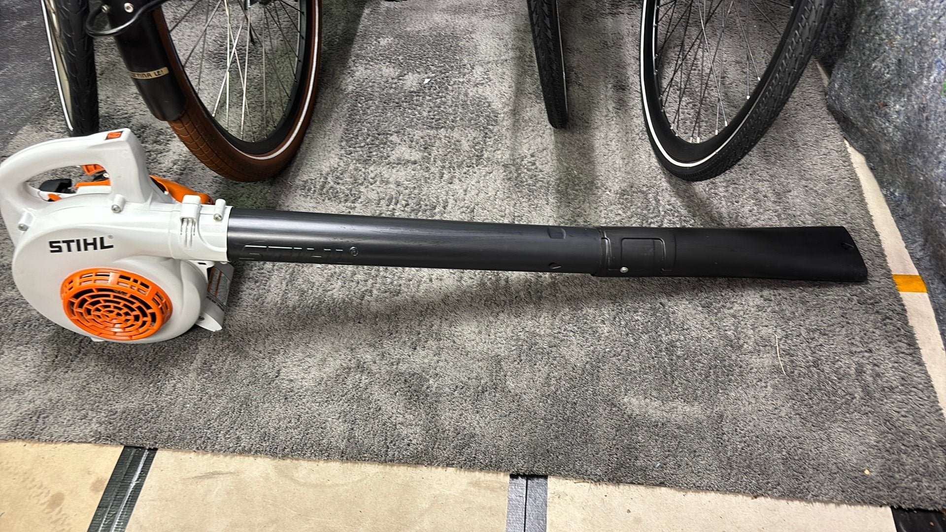 Bladblazer stihl benzine, Ophalen, Zo goed als nieuw, Benzine, Handgedragen