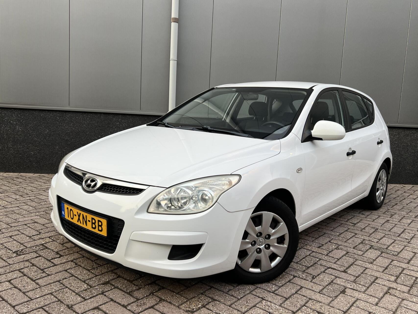 Hyundai i30 1.4i Active Cool 2e Eig Airco Nieuwe APK NAP, Auto's, Hyundai, Voorwielaandrijving, Gebruikt, 4 cilinders, 1396 cc