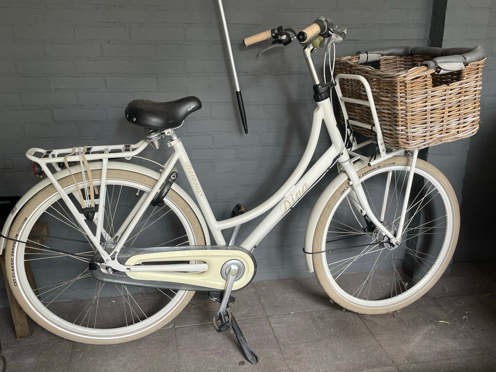 Batavus Diva Damesfiets - Crème met mand, Fietsen en Brommers, Fietsen | Dames | Damesfietsen, Ophalen, Batavus, 50 tot 53 cm
