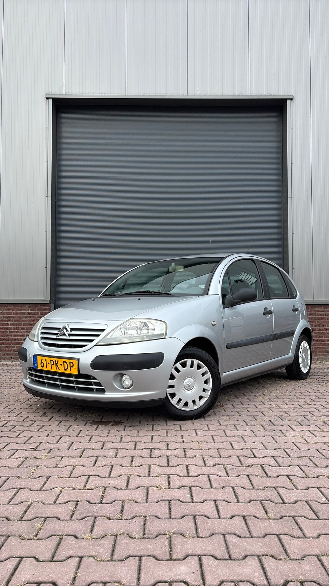 Citroën C3 1.4 Airco | Trekhaak | Cruise control, Voorwielaandrijving, Stof, Zwart, Origineel Nederlands
