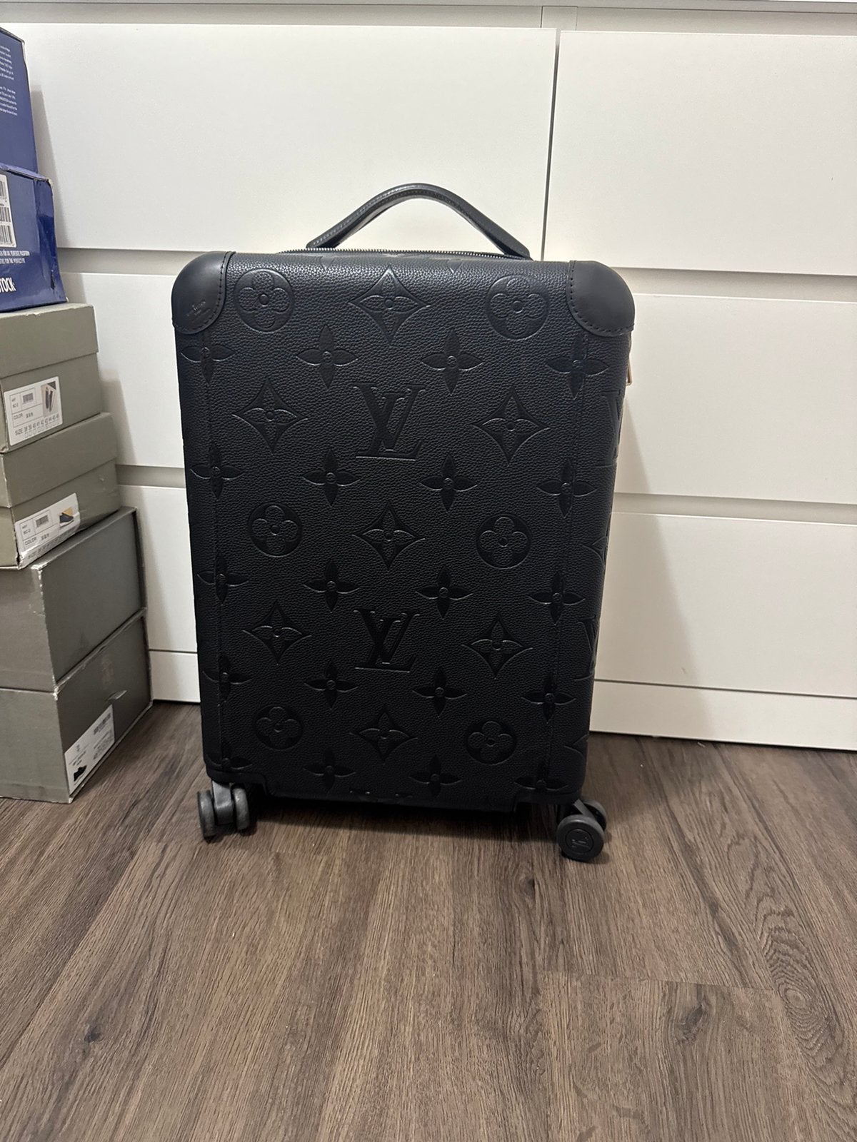 Louis Vuitton Horizon 55 Monogram Empreinte Leather Suitcase, Ophalen of Verzenden, Nieuw, Leer