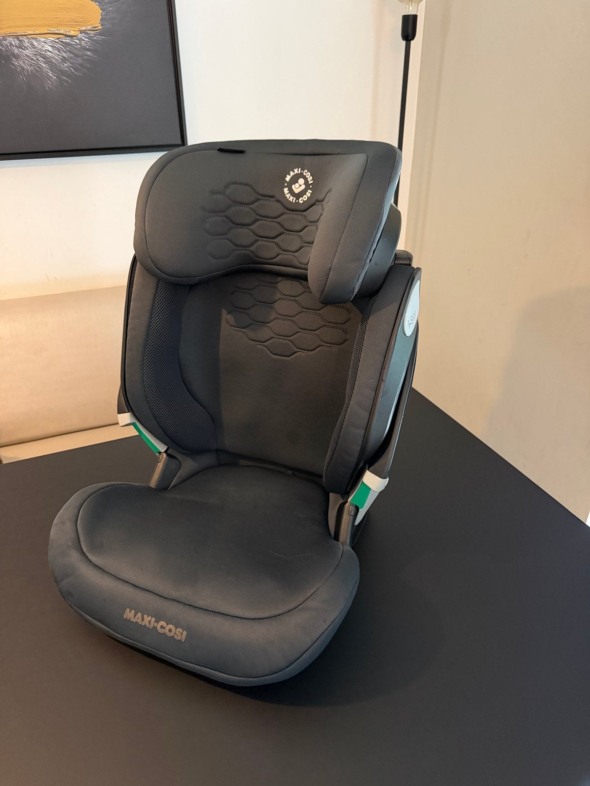 Maxi Cosi Kore Pro I-Size autostoel - Zo goed als nieuw, Ophalen, Autogordel of Isofix, 15 t/m 36 kg, Zijbescherming