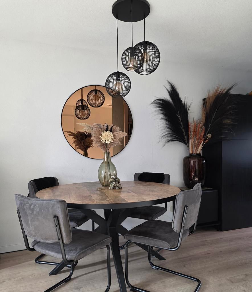 Mooie, ronde Mascaro eettafel (140 cm) pronto, Ophalen, Rond, Zo goed als nieuw, Vier personen