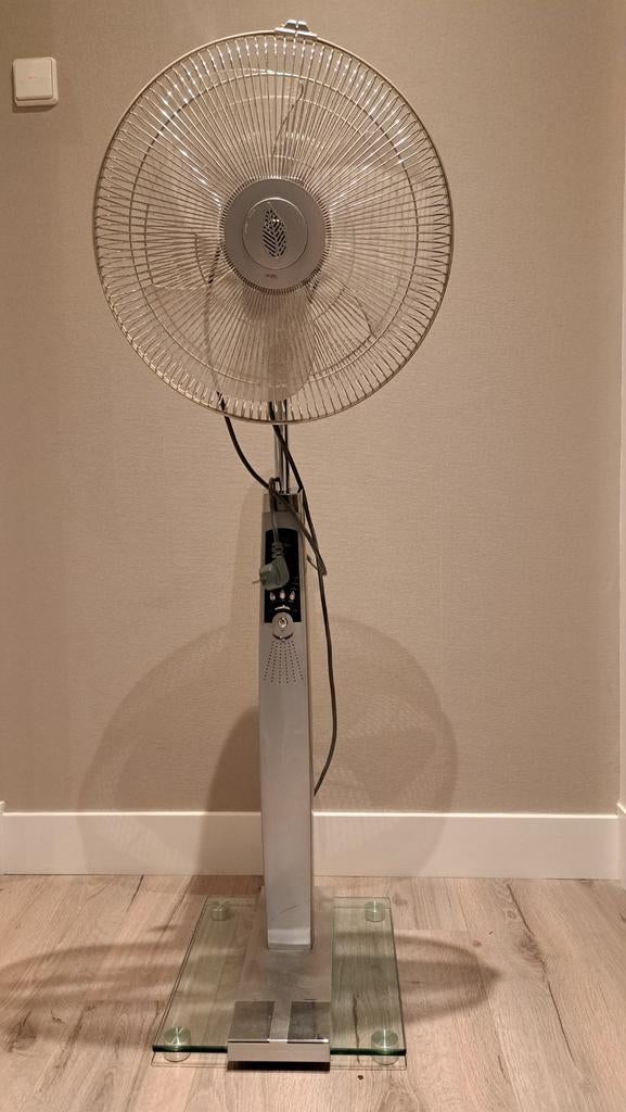 Staande Ventilator - In Hoogte Verstelbaar & Timer Functie, Ophalen of Verzenden, Zo goed als nieuw, Statiefventilator
