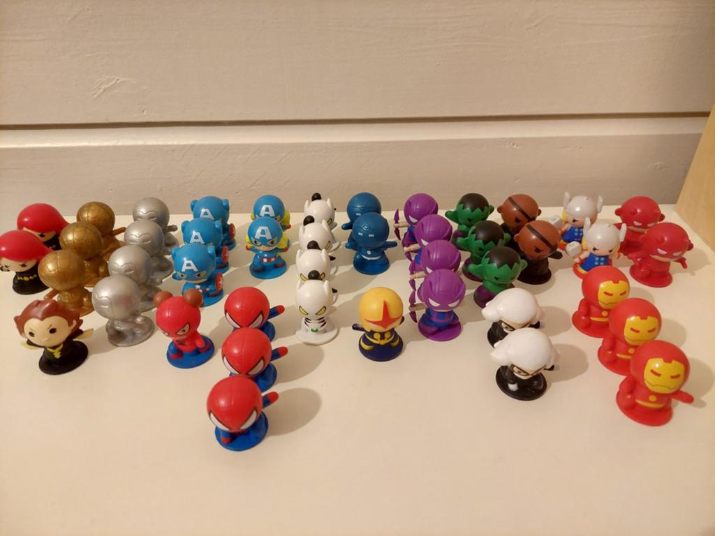 Marvel Superhelden: Spiderman, Ironman, Hulk, Black, Ophalen of Verzenden, Zo goed als nieuw