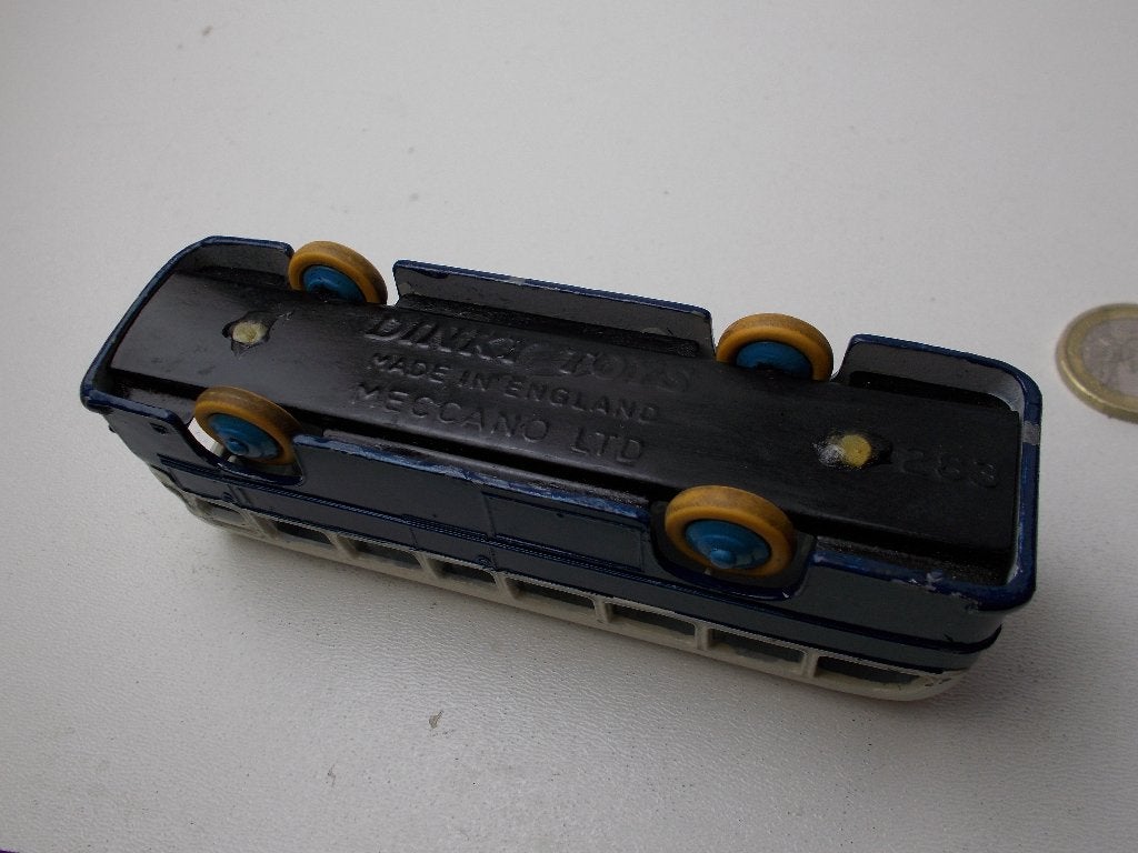 1956 Dinky Toys 283 BOAC COACH (Gerestaureerd.), Ophalen of Verzenden, Gebruikt, Bus of Vrachtwagen, Dinky Toys