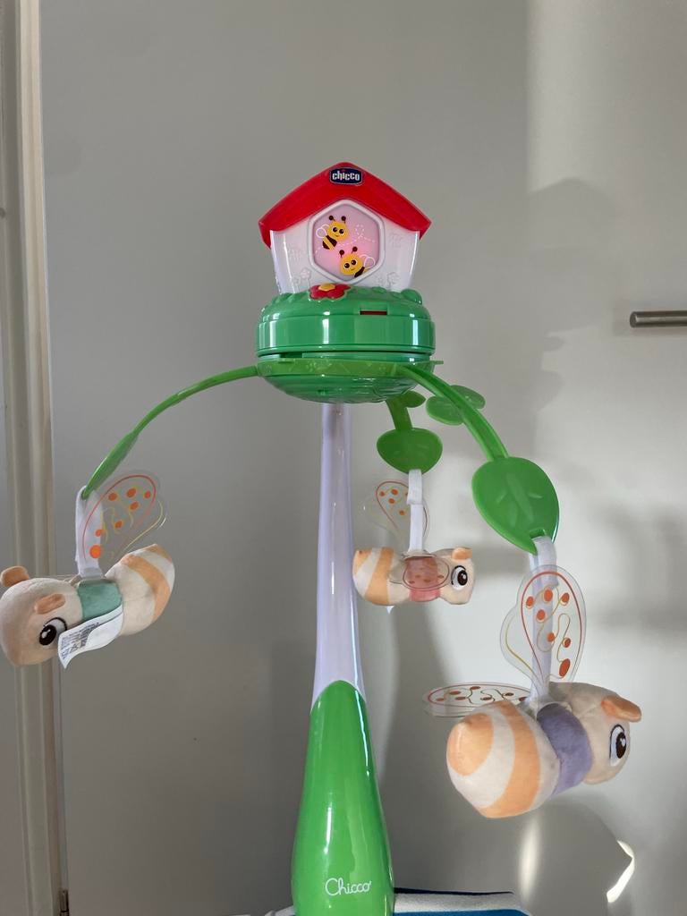 Chicco mobiel met bijtjes, Kinderen en Baby's, Ophalen of Verzenden, Zo goed als nieuw, Mobiel