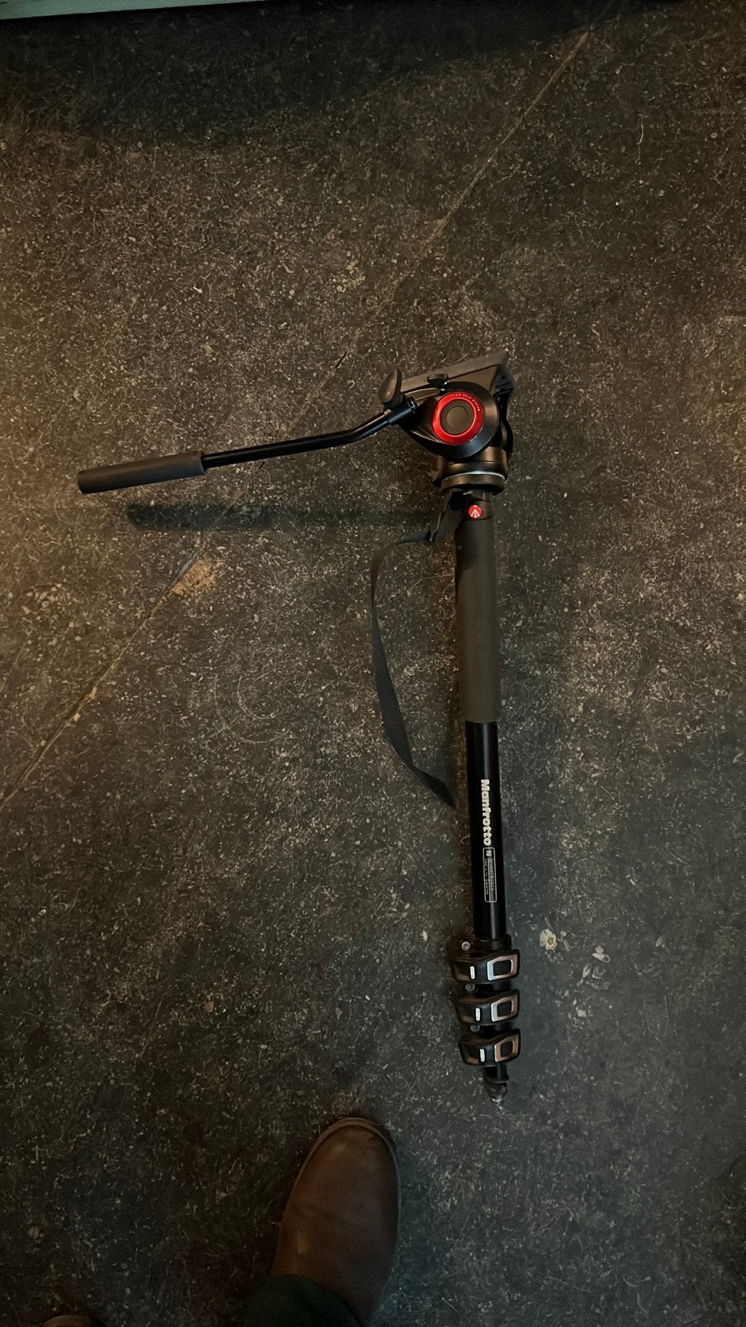 Zwarte Manfrotto MVMXpro500 monopodet videokop, Gebruikt, Eenpoot, Ophalen of Verzenden, 175 cm of meer