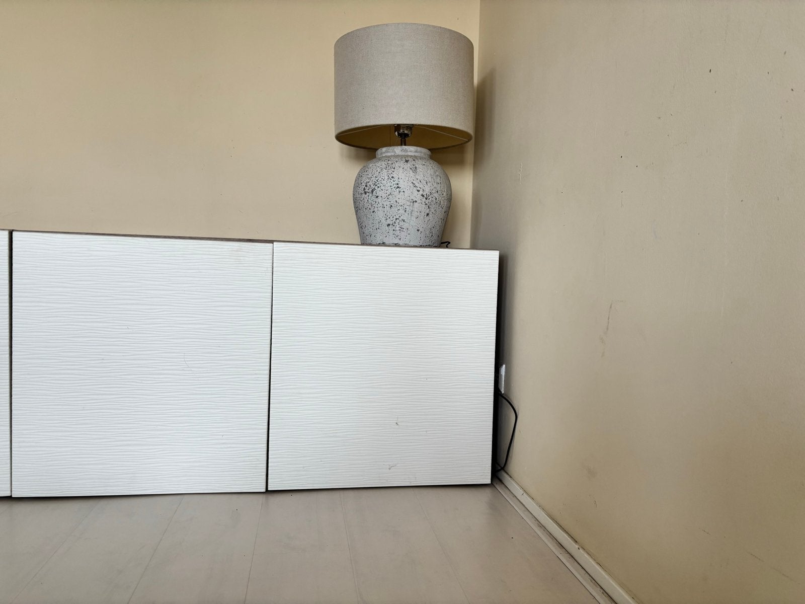 IKEA BESTÅ kast met LAXVIKEN deuren en grijs eiken frame, Ophalen, Gebruikt