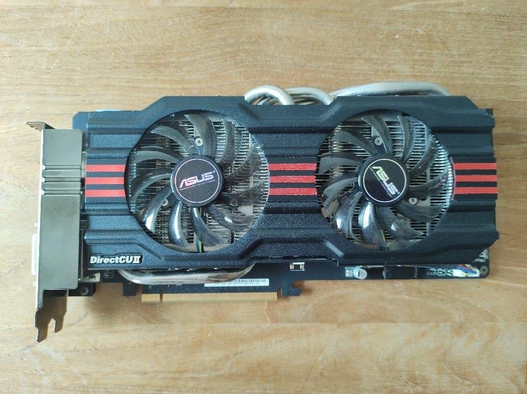 DEFECTE GPU GTX770 gtx 770 asus voor onderdelen / decoratie, Overige soorten, PCI-Express 4, HDMI, Ophalen of Verzenden