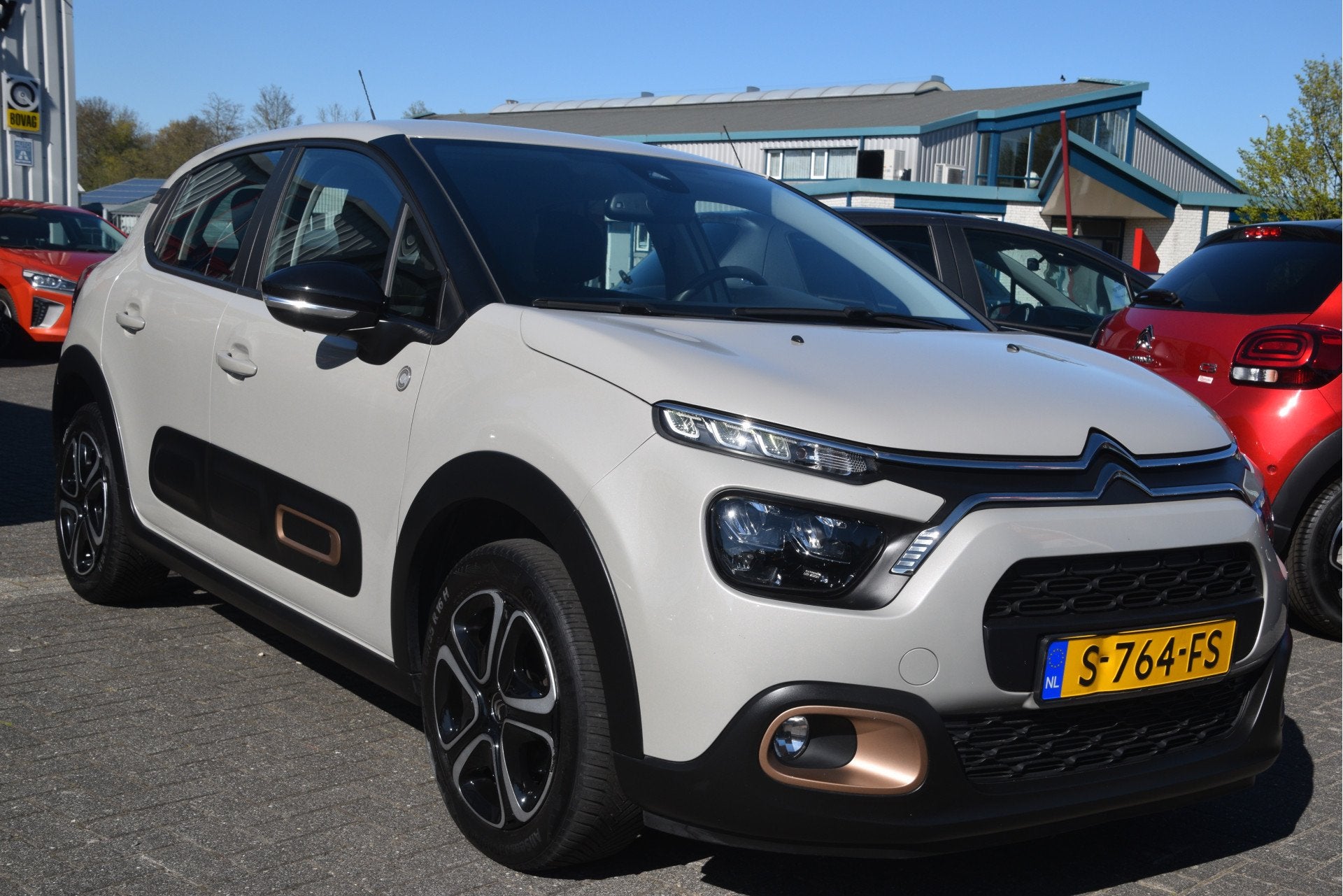 Citroën C3 1.2 PureTech C-Series Carplay | DAB | PDC | Clim, Auto's, Voorwielaandrijving, 83 pk, Euro 6, 1199 cc