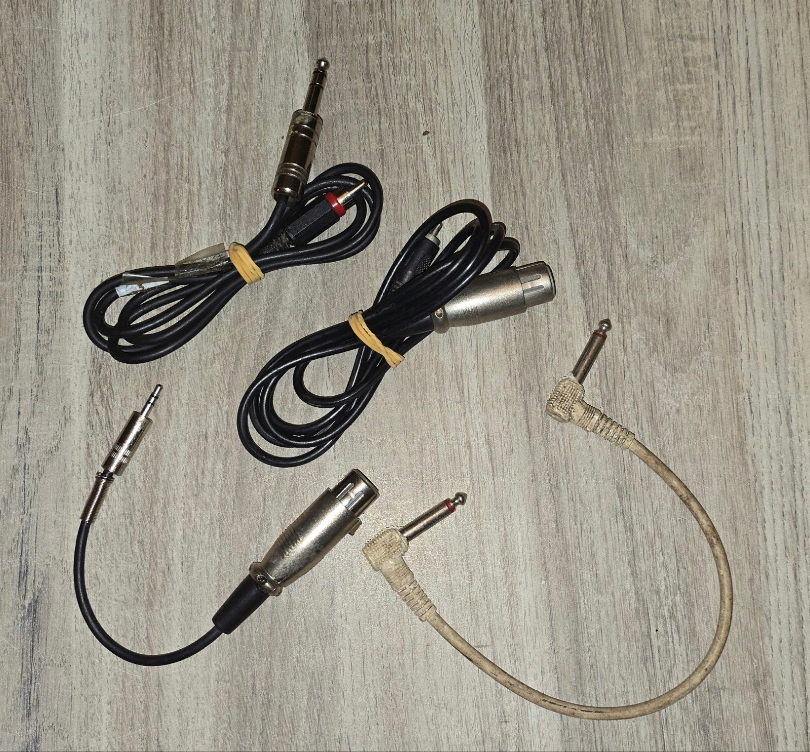 verschillende audiokabels en connectoren, Ophalen of Verzenden, Refurbished, Minder dan 2 meter, Overige kabels