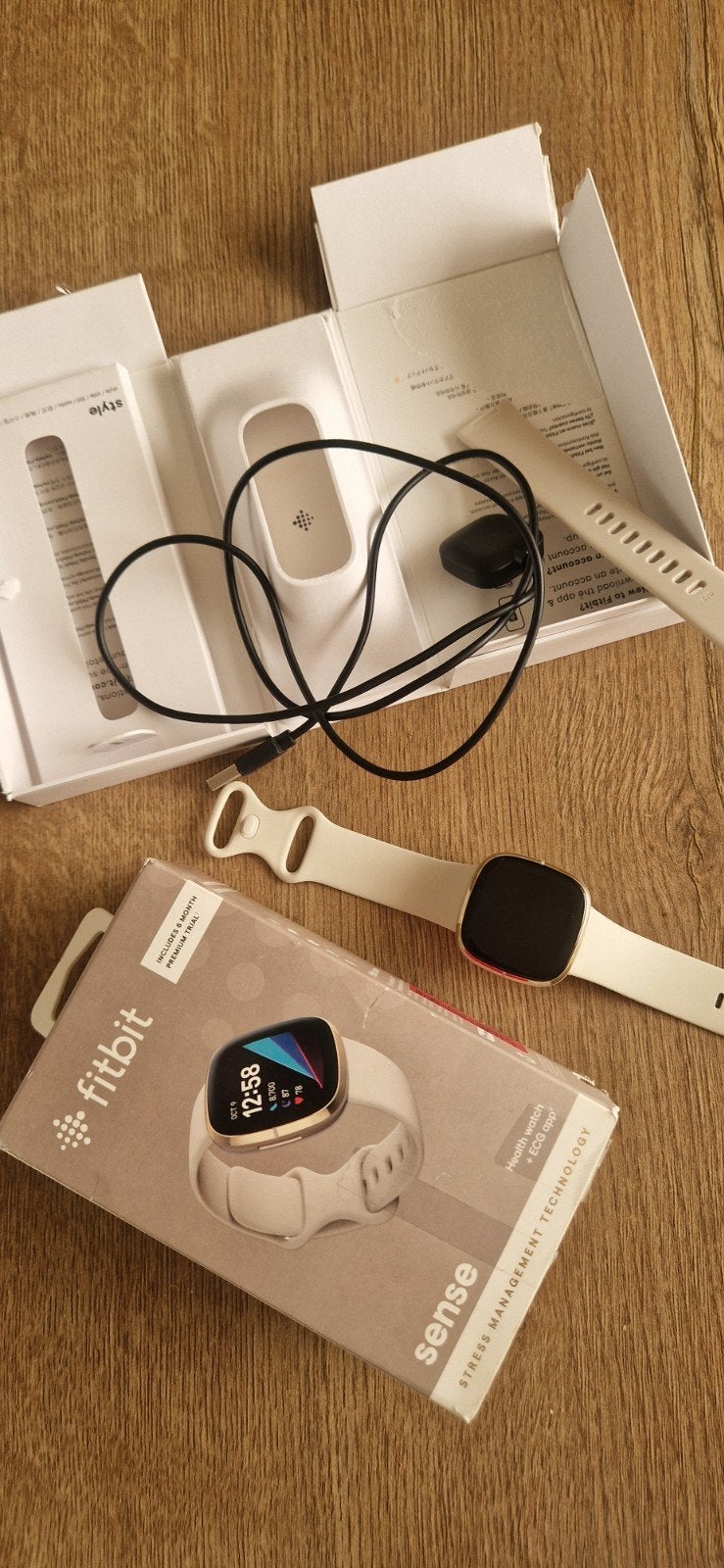 Nieuwe Fitbit Sense, Ophalen of Verzenden, Nieuw, Zwart, Android
