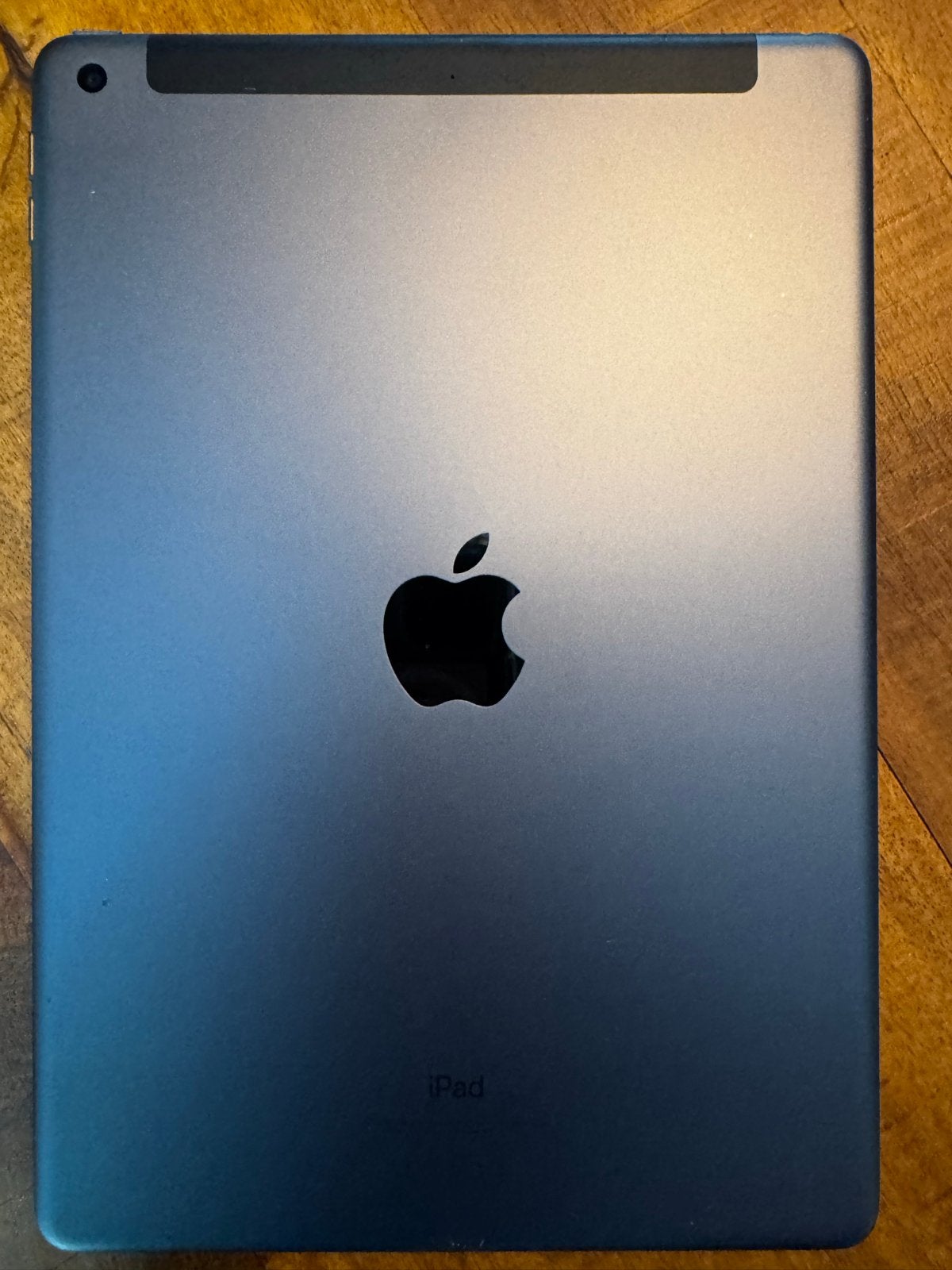 Apple iPad (7e generatie) 32GB Wi-Fi - Barst in scherm, Computers en Software, 10 inch, Gebruikt, Apple iPad, Ophalen of Verzenden